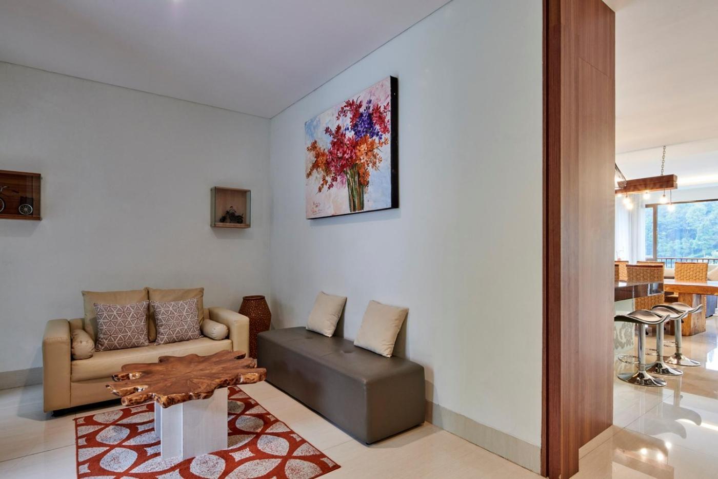 Narwastu Hill View Villa 6 Bedrooms With A Private Swimming Pool Бандунг Экстерьер фото