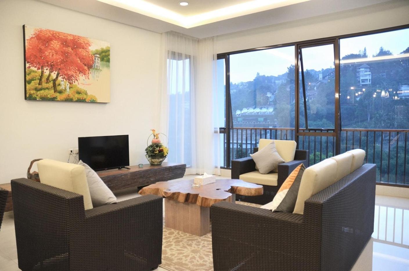 Narwastu Hill View Villa 6 Bedrooms With A Private Swimming Pool Бандунг Экстерьер фото