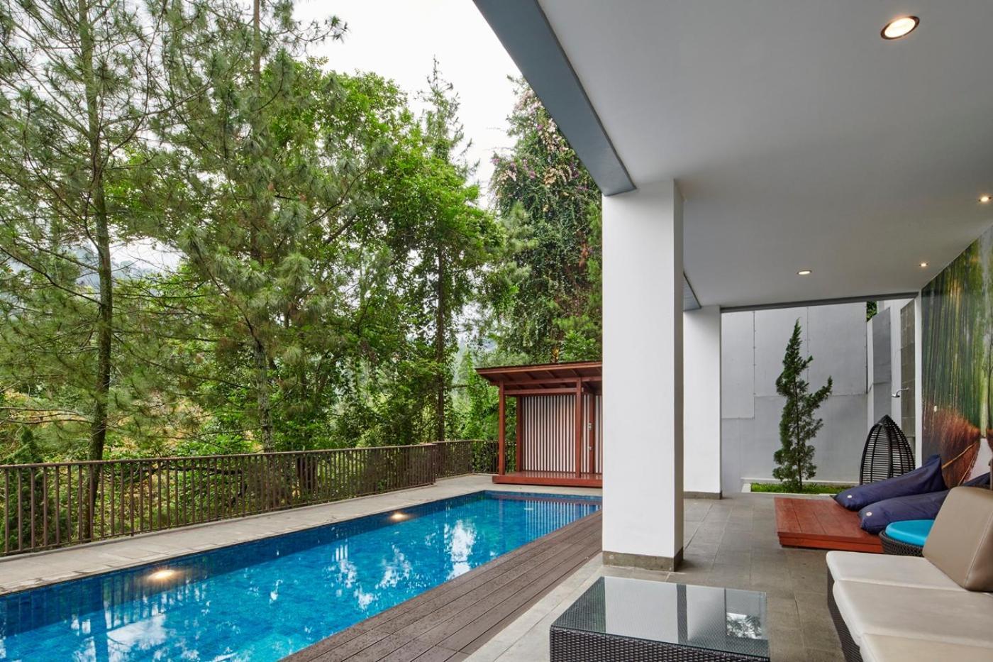 Narwastu Hill View Villa 6 Bedrooms With A Private Swimming Pool Бандунг Экстерьер фото