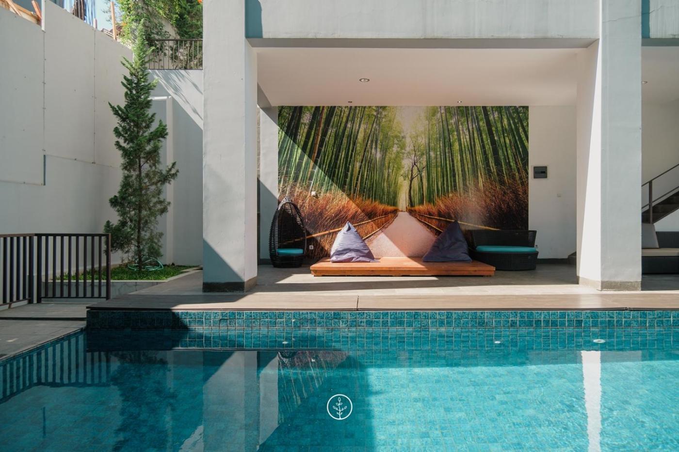 Narwastu Hill View Villa 6 Bedrooms With A Private Swimming Pool Бандунг Экстерьер фото